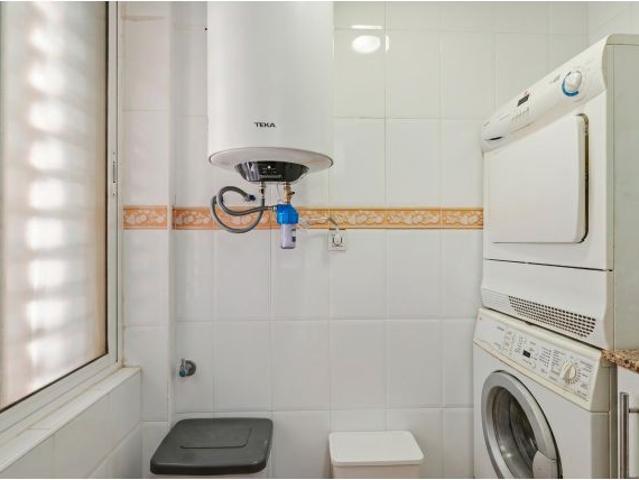 ADOSADO EN VENTA EN SAGUNTO de 186 m2 CON GARAJE PRIVADO, BUHARDILLA Y 2 TERRAZAS
