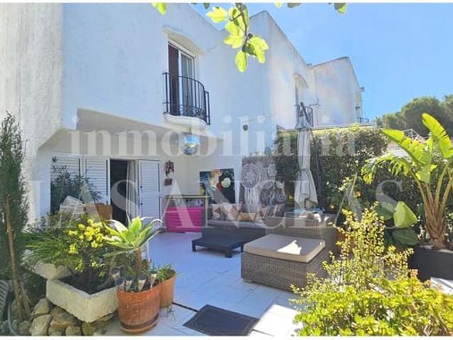Adosado en venta en Talamanca, Ibiza