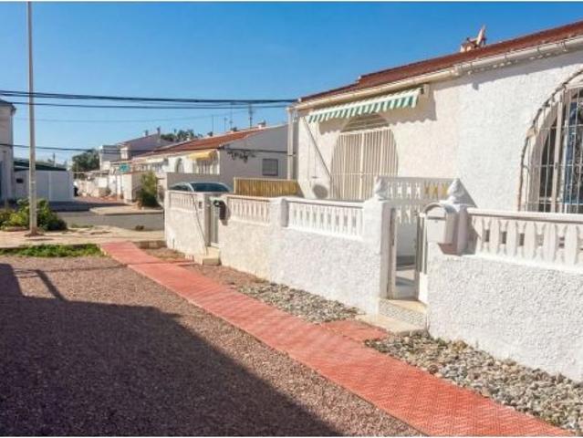 Adosado en Venta en Torrevieja, Alicante