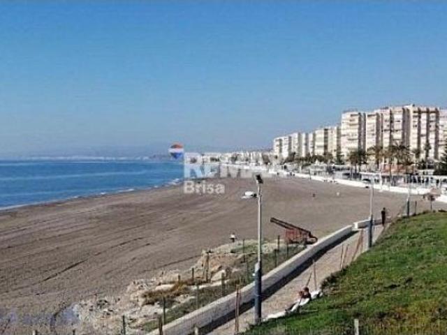 Adosado en Venta en Torrox Costa, Málaga