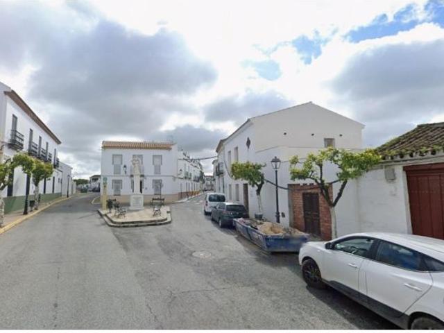 Adosado en venta en Umbrete Sevilla. Sin posesión No visitable