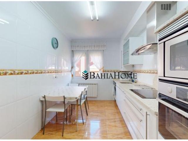 Adosado en Venta en Valdepiélagos, Cantabria