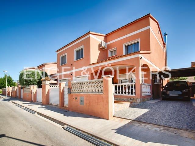 Adosado en venta en Vilafant, Girona