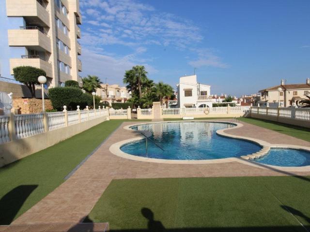 Adosado en venta. Torrevieja