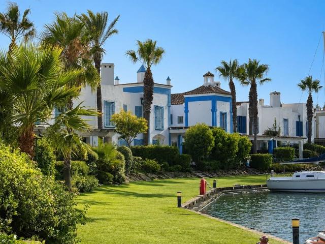 ADOSADO RIBERA DEL EMPERADOR MARINA DE SOTOGRANDE