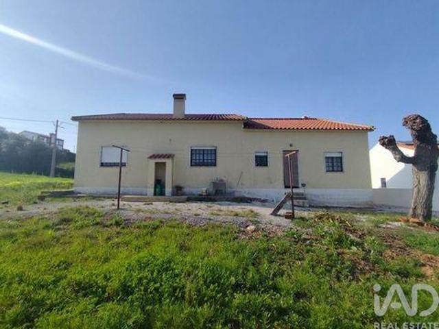 Adosados 4 quarto, Cadaval Lisboa DLS102760353