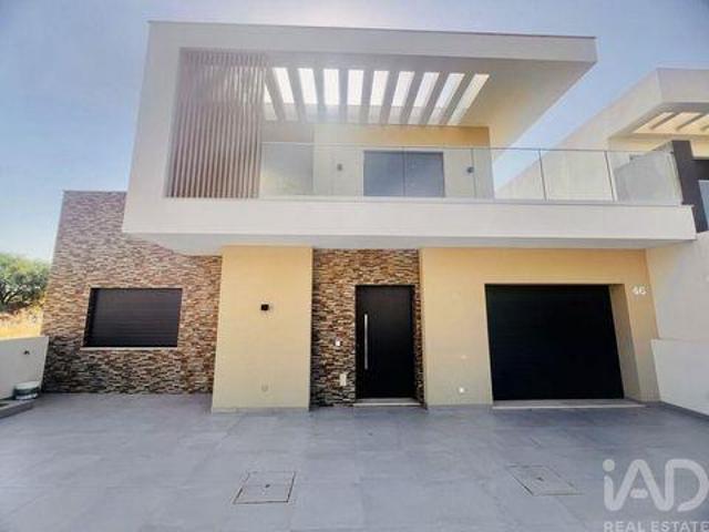 Adosados 4 quarto, Loule Faro DLS100263902