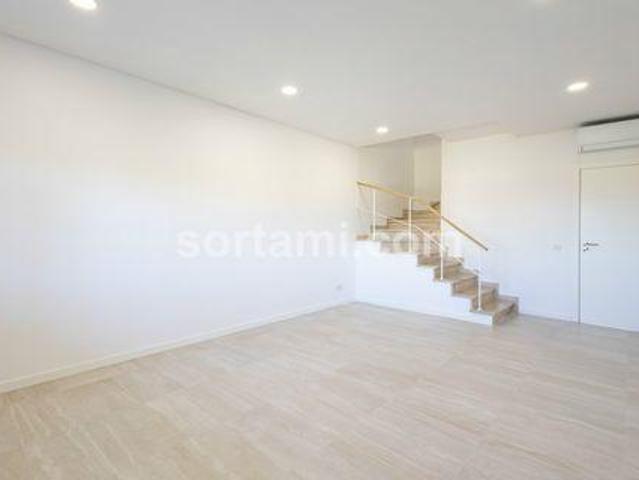 Adosados 4 quarto, Loule Faro DLS102059523