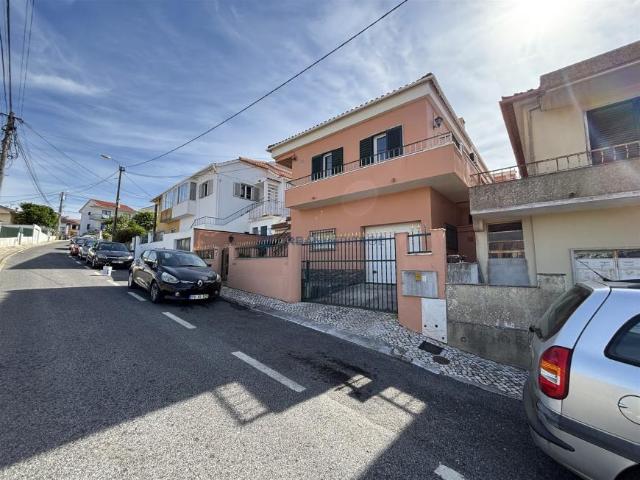 Adosados 2 quarto, Porto Salvo Oeiras 2740 DLS102731429