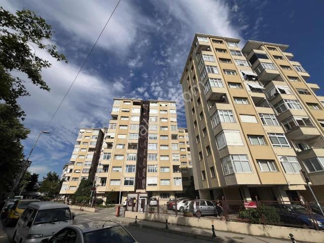 Adatepe Ateş Sitesinde Satılık Ferah 3+1 Daire