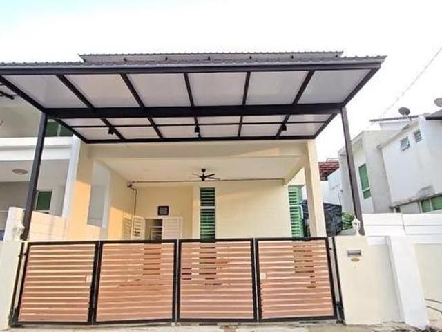ADA PRIVATE POOLSEMID 25 TINGKAT AMBANGAN HEIGHTFully Furnished