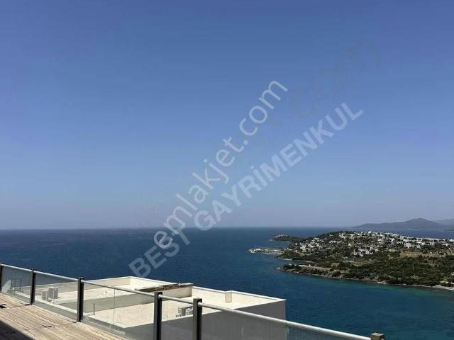 Adabükü Boğaziçi Bodrum Full Deniz Manzaralı Plajlı Satılık 1+1