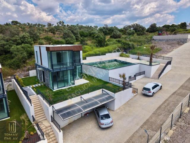 Adabükü Havuzlu Site İçinde Müstakil 2+1 Sıfır Villa