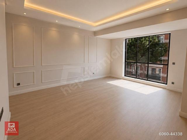 ADA'danKÜÇÜKYALI'DAMETRO ULAŞIMINA YAKINSIFIR BİNADAKATTA AYRI MUTFAKLILÜKS YAPILI 3+1