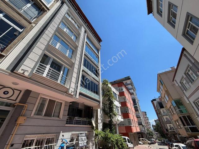 Adalette Kat Mülkiyetli Cam Balkonlu 3+1 Masrafsız Satılık Daire