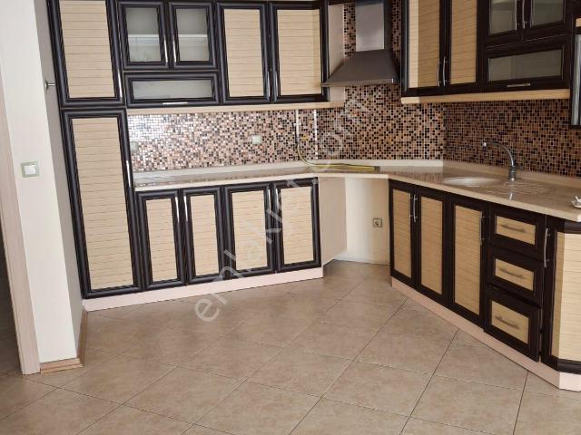 Adalet Gold Group Emlaktan Cadde Üzerinde Kaçırılmayacak Fiyata 2+1 Daire