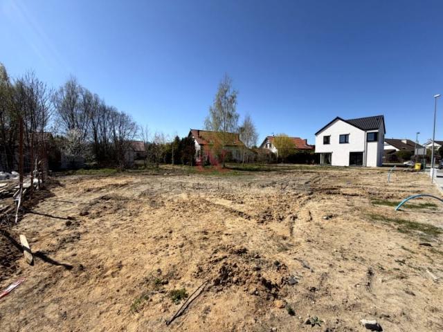 Adama Bahdaja 883 m², Suchy Dwór