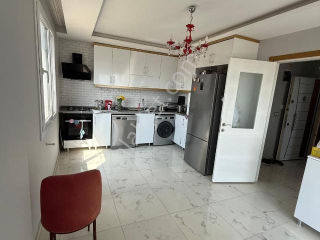 Adana Sarıçam Gültepe Mah.de Satılık 3+1 A.mutfak Daire