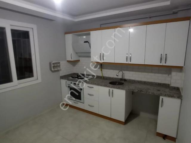 Adana Sarıçam Elifsu Mahallesinde Sarıçam Belediye Emniyete Yakın Konumda 2+1 Kombili Kiralık