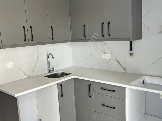 Adana Sarıçamda Sarıçam Belediyesi Arka Tarafında Okullara Yakın Konumda Fırsat 2+1 Kiralık Daire