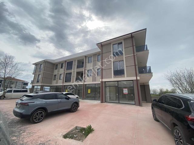 Adapazarı Maya Okulları Arkası Kiralık 255m²kapalı &220m² Bahçe