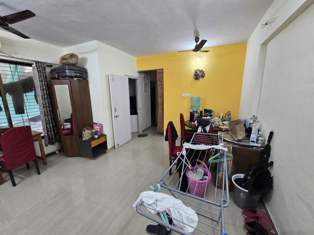 Adarsh Nagar Society 1.5 Bedroom 587 Sq. Ft. Apartment in Worli Mumbai Listing ID: #9691
