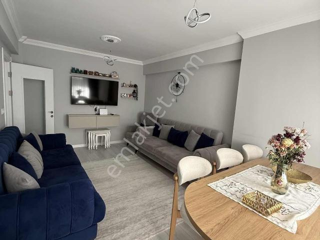 Adastar'dan Hendek Merkezde 2+1 Arakat Asansör, Kapalı Otoparklı