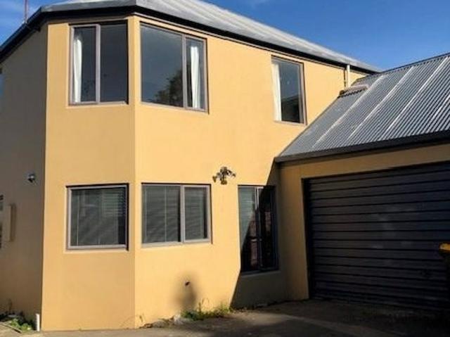 Addington, 3 bedrooms