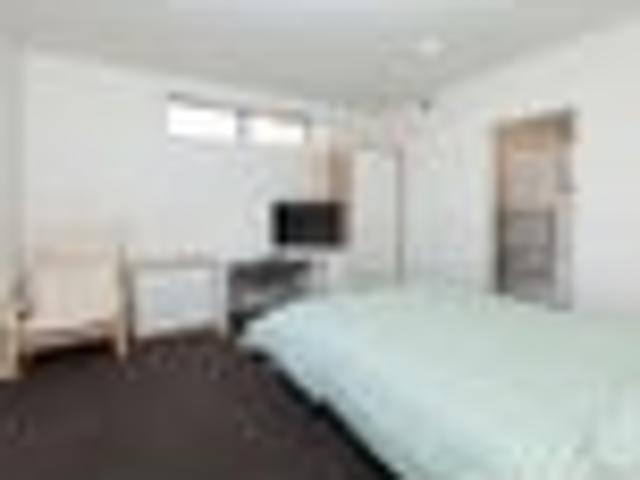 Addington, 1 bedroom, $280 pw