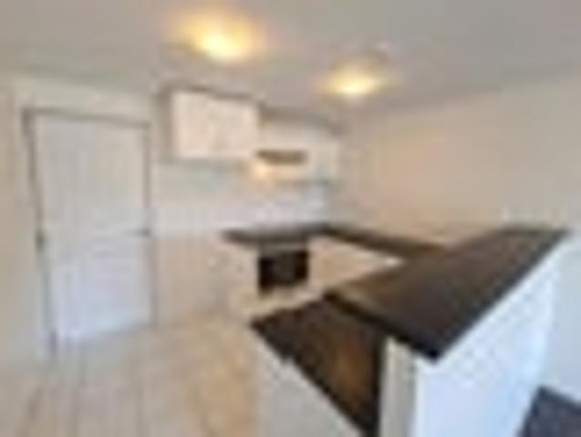 Addington, 2 bedrooms, $460 pw
