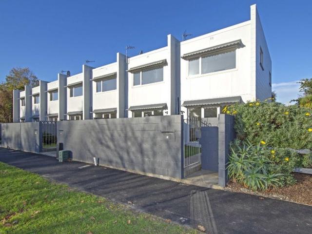 addington, 2 bedrooms