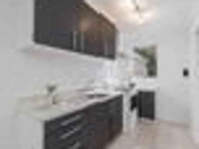 Addington, 2 bedrooms, $440 pw