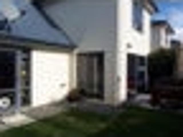 Addington, 2 bedrooms, $510 pw
