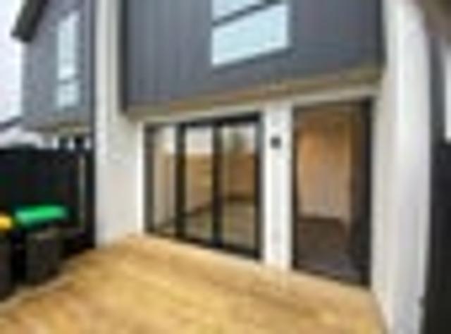 Addington, 2 bedrooms, $515 pw