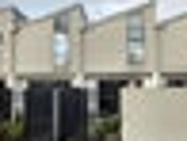 Addington, 2 bedrooms, $540 pw