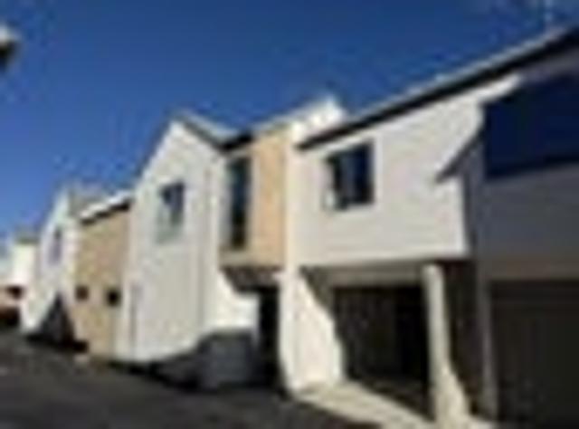 Addington, 2 bedrooms, $560 pw
