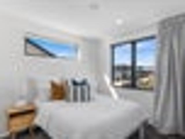 Addington, 2 bedrooms, $560 pw