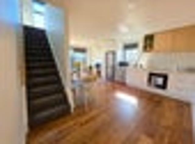 Addington, 2 bedrooms, $650 pw