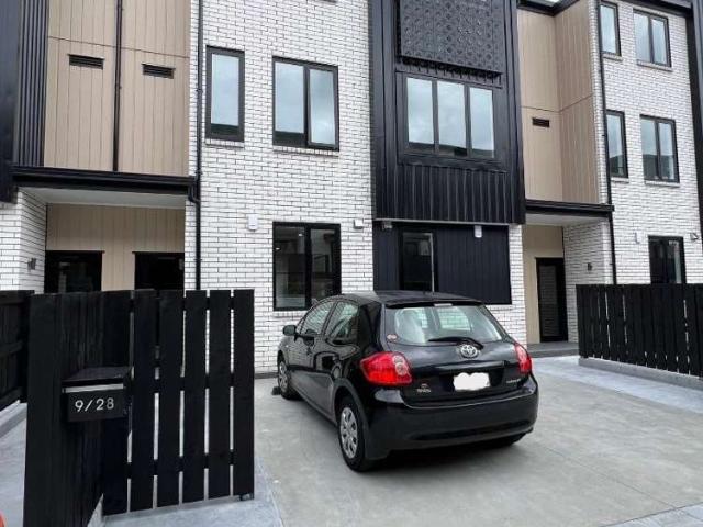 Address withheld, Long Bay, North Shore City