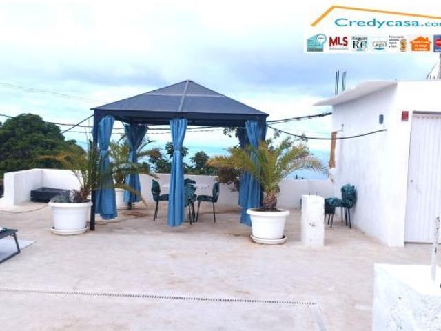 Adeje · Los Menores · Casa independiente de una planta con terraza, terreno y espectaculares vistas