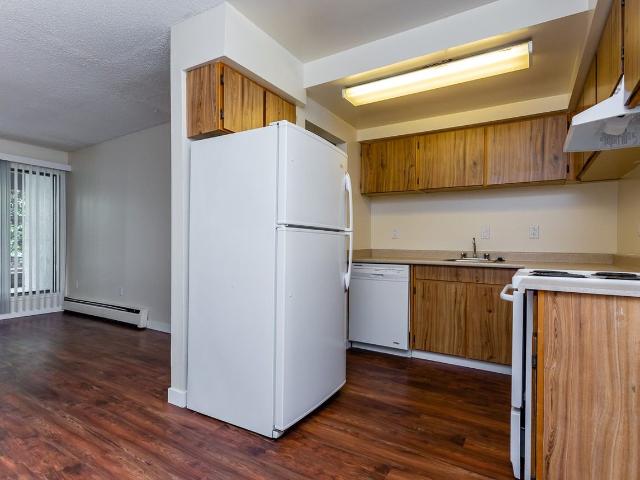 Adelaide Apartments 1 Bedroom Apartment for Rent at 1105 Ridgeway Ave, Coquitlam, BC V3J 1S8 Central Coquitlam
