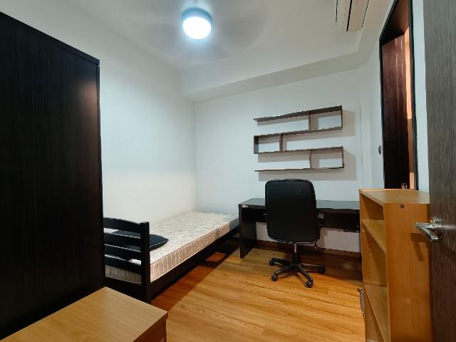 ADELPHI PARK ESTATE Terraced House Room Rental, $1,250, 1 Bed 1 Bath 200 sqft $6.25 psf