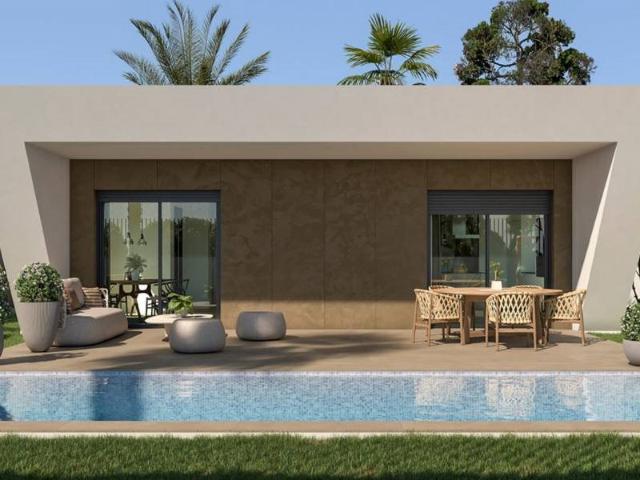 Adéntrate en el encanto de las majestuosas villas en La Roma. 108m² La Romana
