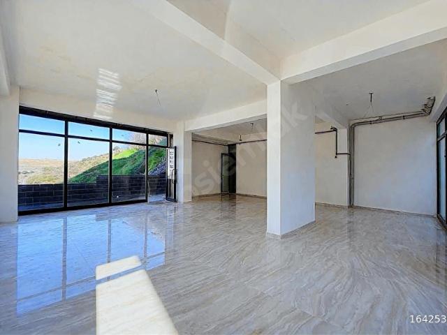 ADESİN Gayrimenkulden Kurumsala Kiralık Düz Ayak Dükkan