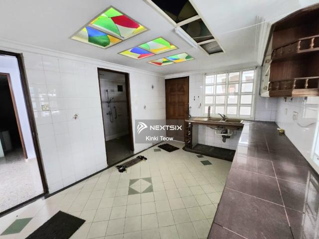 Adjoining unit or separate buy ok