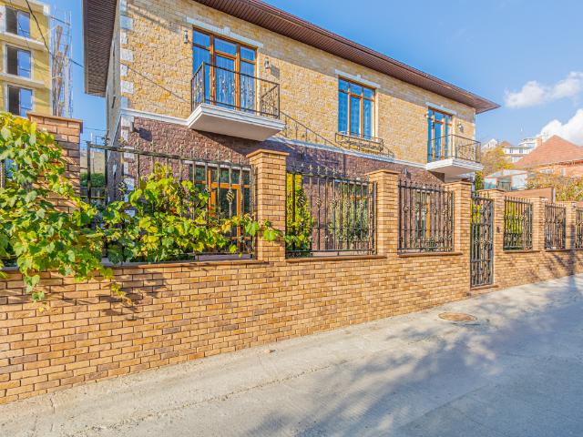 Адлер, Адлеровский р н, Фермерский пер,25