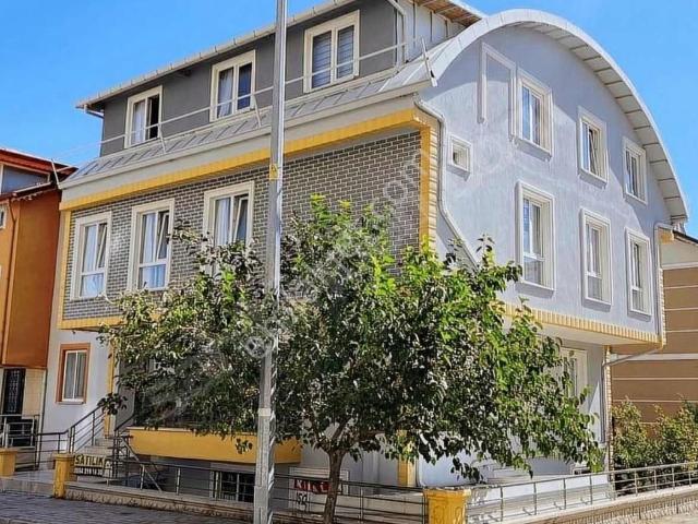 Adliyeye Yakın 1+1 Eşyalı Apart