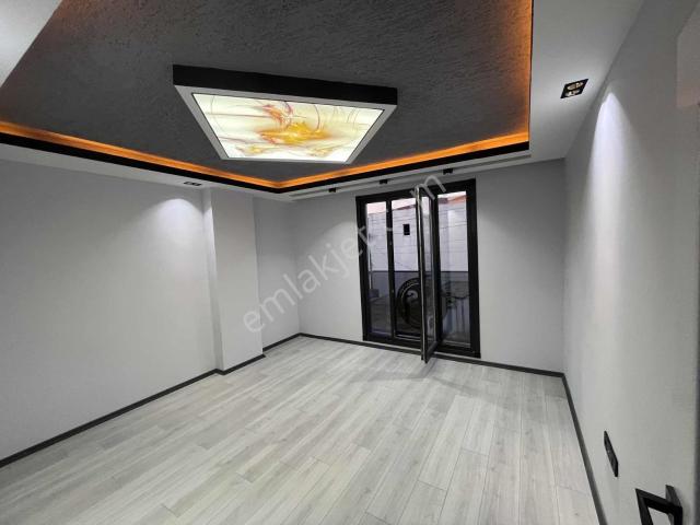 Adliyeye Kapalı Pazara Yakın Kiralık Sıfır Daire