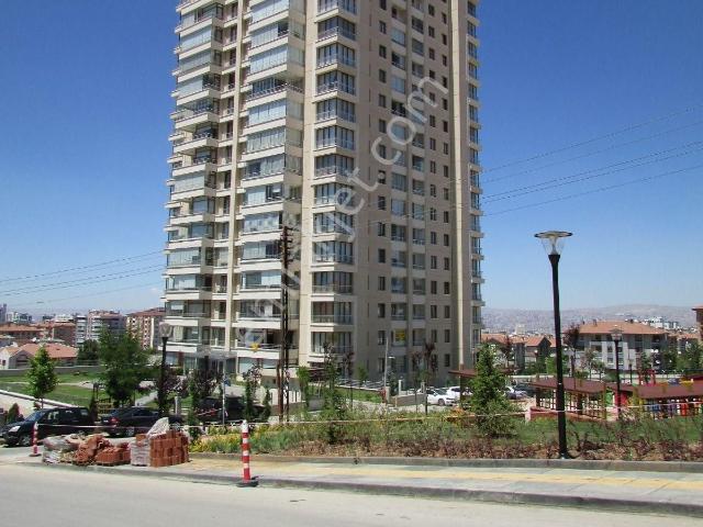 Adres Residans'ta Satılık 4+1 Full Şehir Manzaralı Daire.