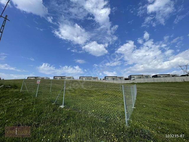 Adresistanbul'dan Terakki lisesi'nin yanı 190 m2 net arsa